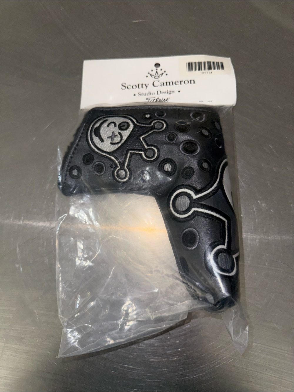 Scotty Cameron Custom Shop blade headcover